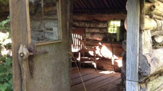 bella coola cabin 2