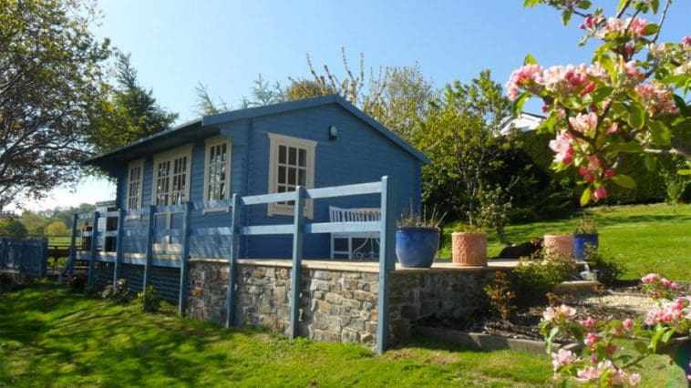 pembrokeshire log cabin 1