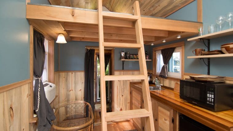 kangablue tiny house hotel 4