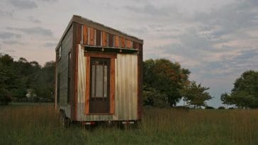 tiny oakhurst farmhouse 16