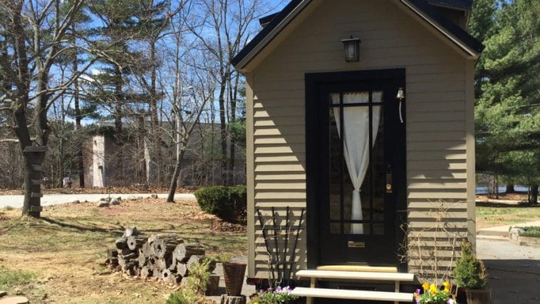 tiny hall house 1