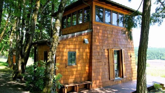 beacon cabin 1