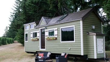 victorian tiny house 1