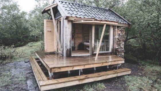 aurora cabin 1