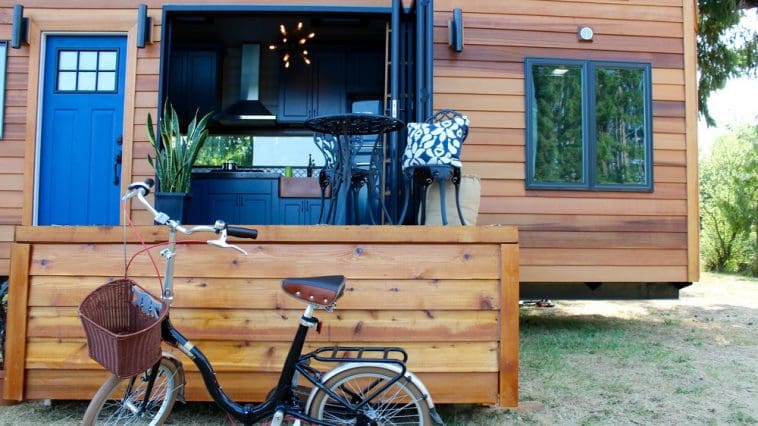 luxurious tiny heirmloom custom homes 1