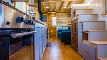 denis tiny house 10