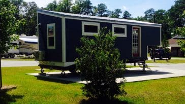 5th wheel tiny house 1