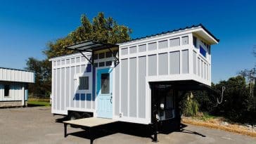 the view tiny house swoon 1