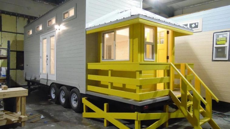 tiny lifeguard station house 21
