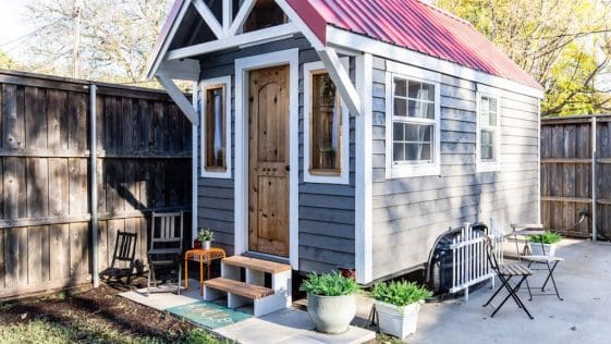 Urban Cottage 19 urban cottage dallas texas 1