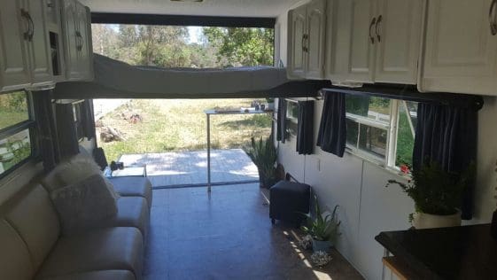 ocean inspired 5th wheel 7