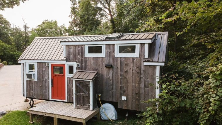 rustic modern tiny house 1