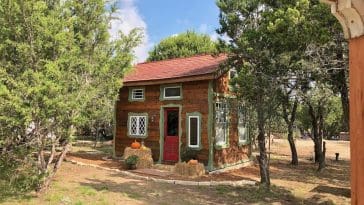 robin hood havenwald tiny house texas 1