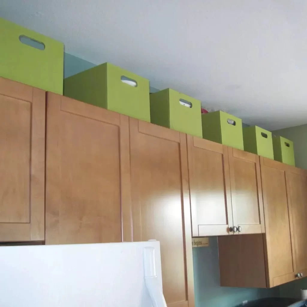 Small Kitchen Hacks: 25 Simple Tricks to Maximize Your Space and Efficiency 1 Use cabinets as extra storage