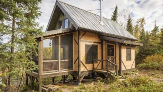 Minimal Off The Grid Cabin Retreat SALA Architects 01 1 Kindesign 768x513 1