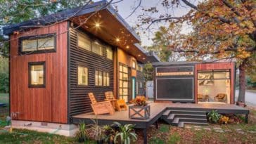 This dream tiny house in Fayetteville, Arkansas designed by Viva Collectiv is the uniquely custom built small home of electric violinist Asha Mevlana.