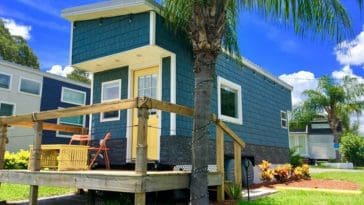 If you are looking for the perfect small home vacation destination, the Blue Heron is an ideal home to choose.