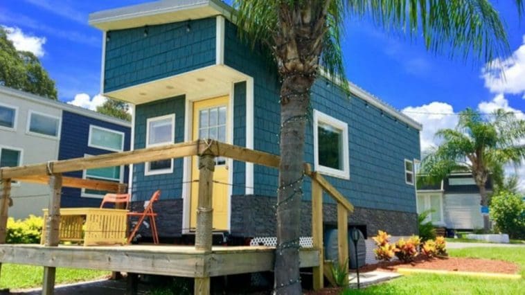 If you are looking for the perfect small home vacation destination, the Blue Heron is an ideal home to choose.