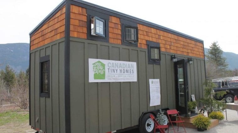 Clean Lines With Farmhouse Style Make This Home On Wheels Unique