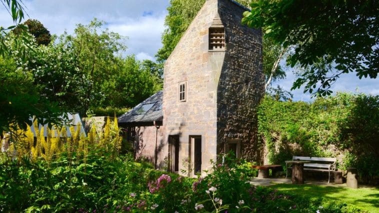 Dovecot Cottage Is a Self-Contained Stone Cottage Is Architecturally and Historically Fascinating