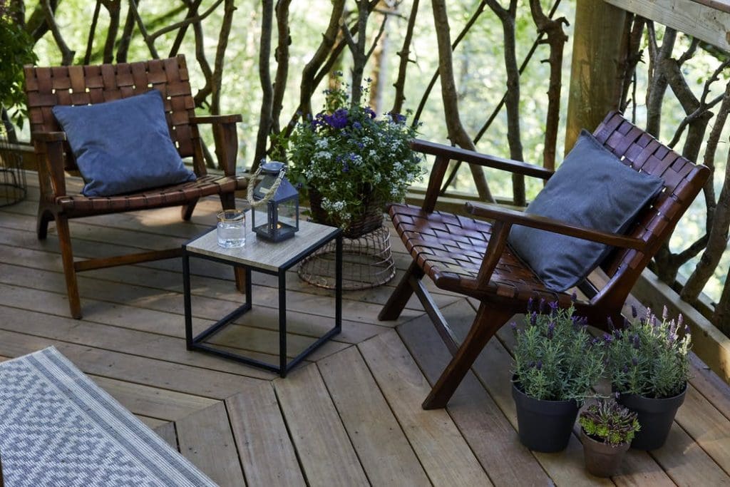 A Secluded Treehouse With Romantic and Impressively Furnished Perfect For A North Devon Break 5 71143