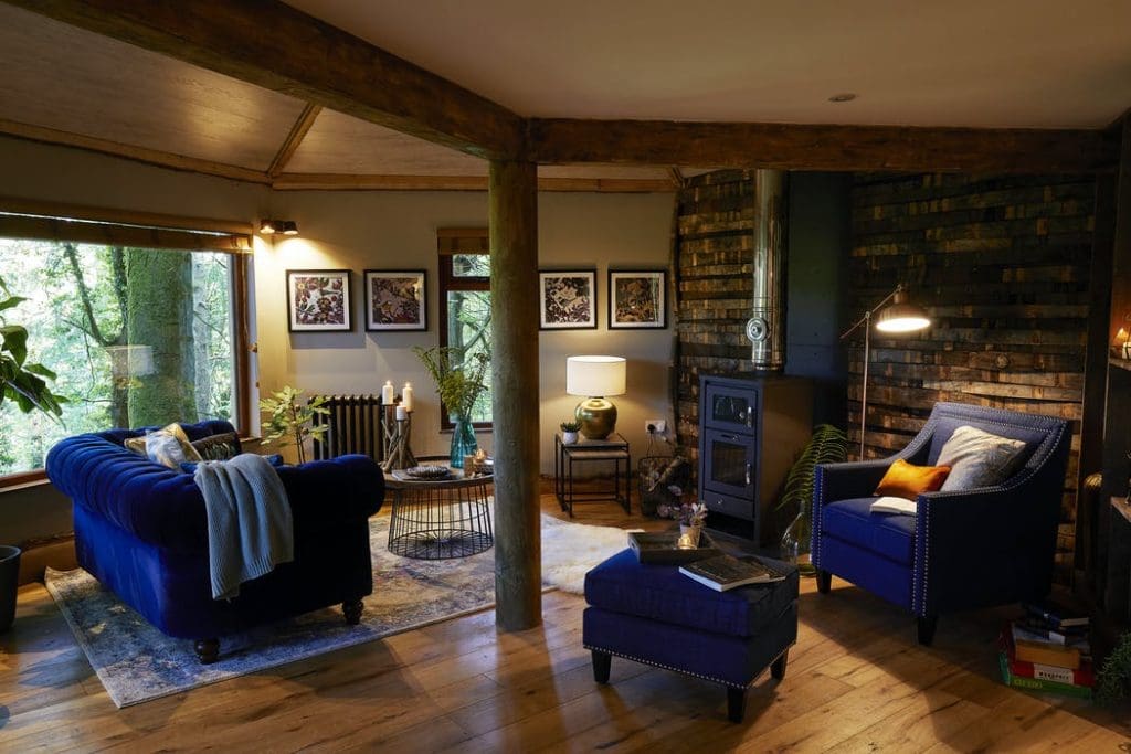 A Secluded Treehouse With Romantic and Impressively Furnished Perfect For A North Devon Break 7 71151