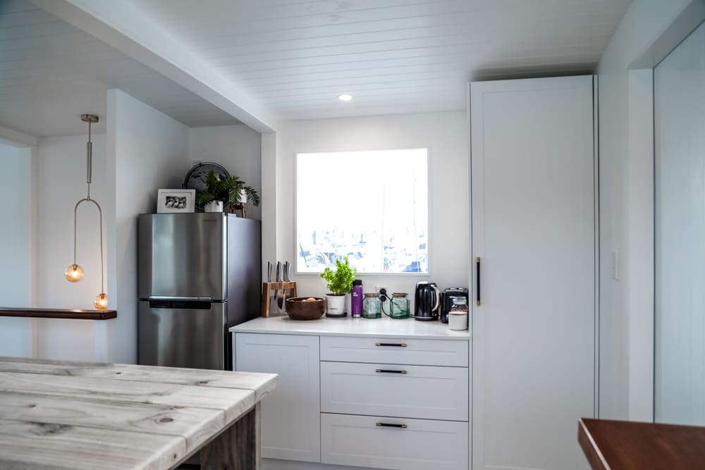 A Dream Life On The Water In An Amazing Houseboat 4 DREAM HOUSEBOAT 7 of 12