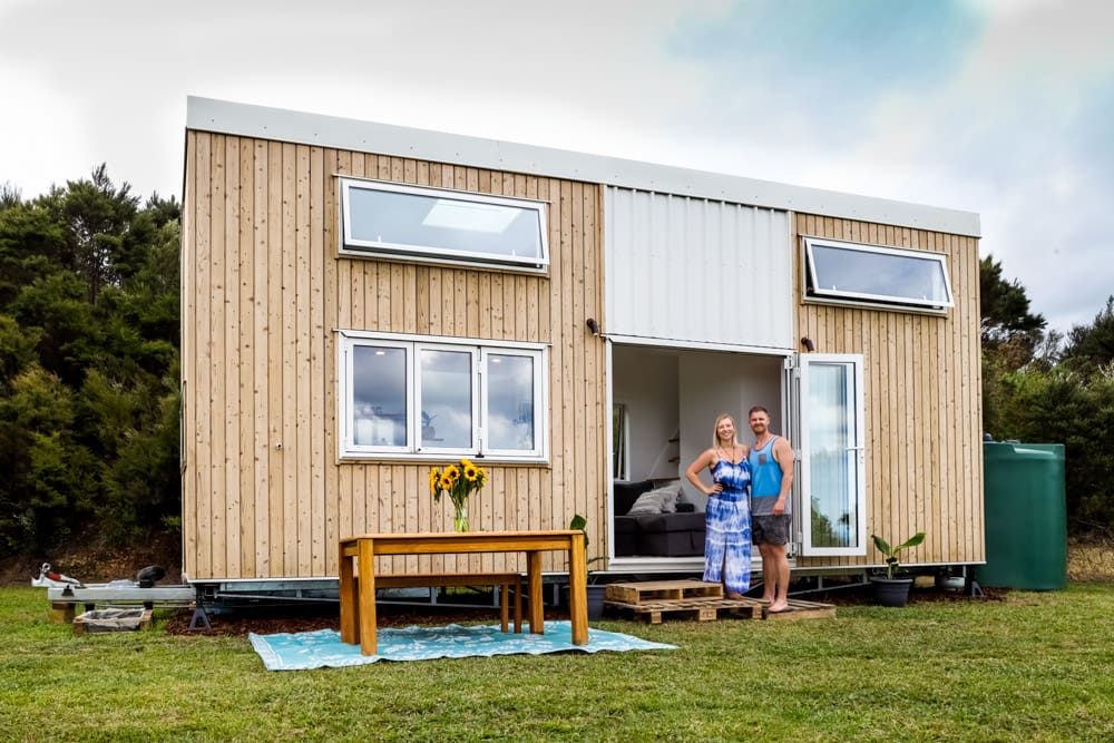 Paula and Liam's Amazing Tiny House With a Parking Spot that You Won't Believe 2 Paula and Liam's Amazing Tiny House With a Parking Spot that You Won't Believe