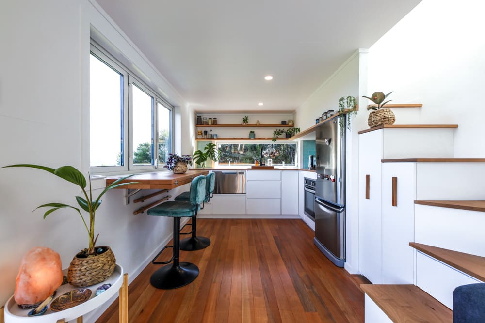 Paula and Liam's Amazing Tiny House With a Parking Spot that You Won't Believe 3 LUXURY MODERN TINY HOUSE 4