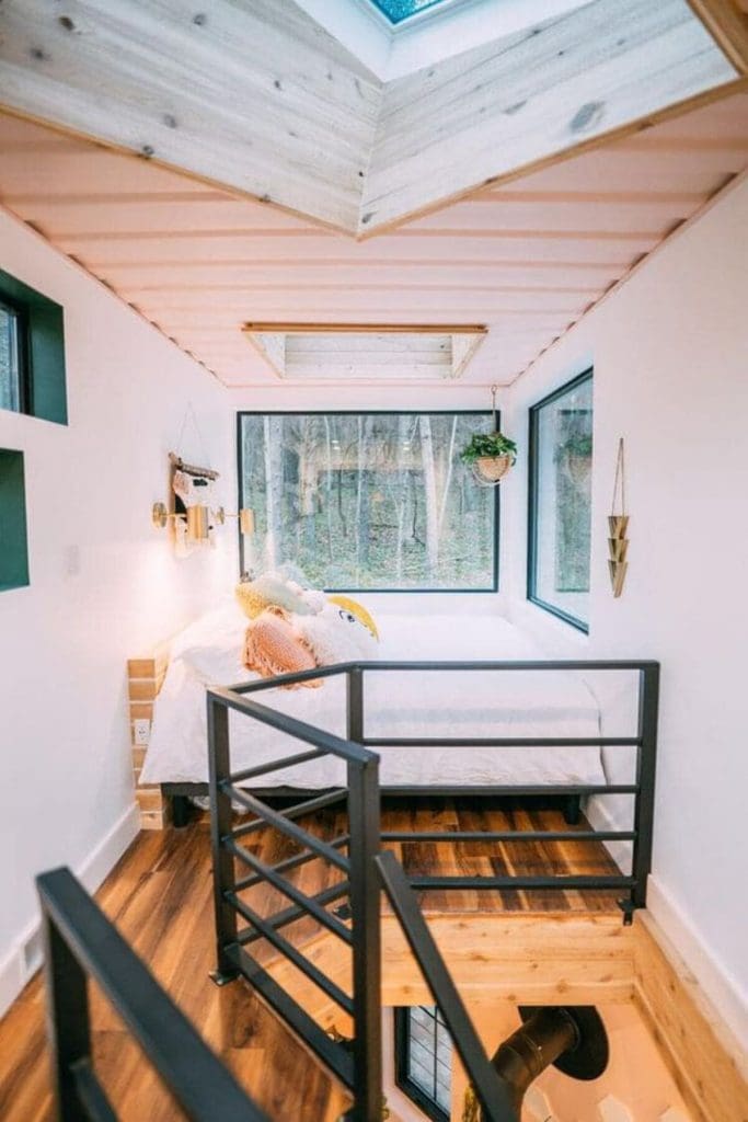 This Retro Two-Story Tiny House Is Made From Shipping Containers 10 Retro Two Story 17 683x1024 1