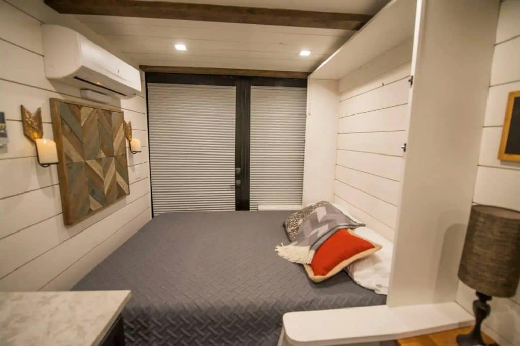 The Farmhouse Is Aptly Named Tiny Luxury Vacation Destination 11 The Farmhouse 14 1024x683 1