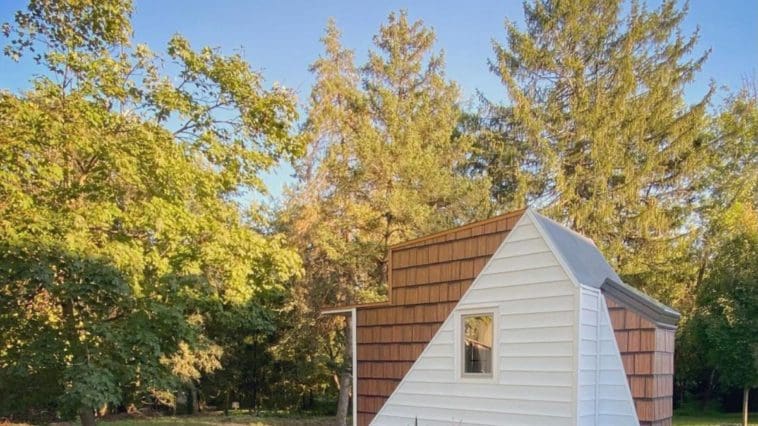 Unique tiny house on wheels