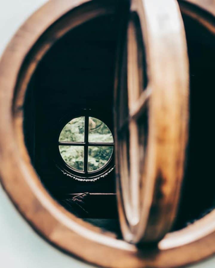 This Tiny Van Conversion Is A Work Of Art, Inside And Out 26 artistic van house 27 720x900 1