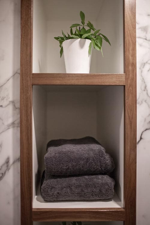 Breezeway Is A 30-Foot Gorgeous Home Customized By Tiny Heirloom 20 breezeway 20