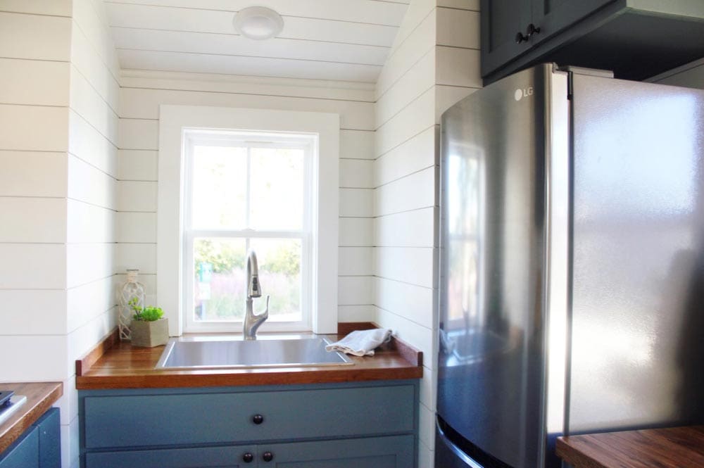 The Cypress Is A Two Bedroom Tiny House With Murphy Bed That Can Be Converted To An Office Space 6 cypress 3