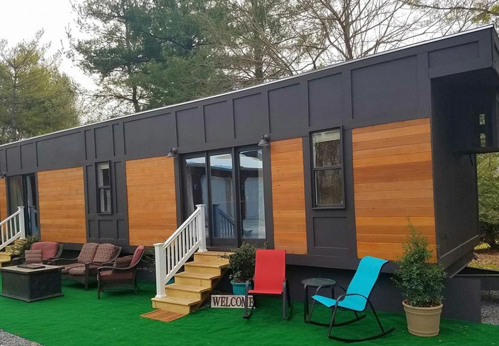 Dreamwood Is A Luxurious Single-Level Park Model Tiny House That Features Sleek And Modern Exterior 1 dreamwood 2