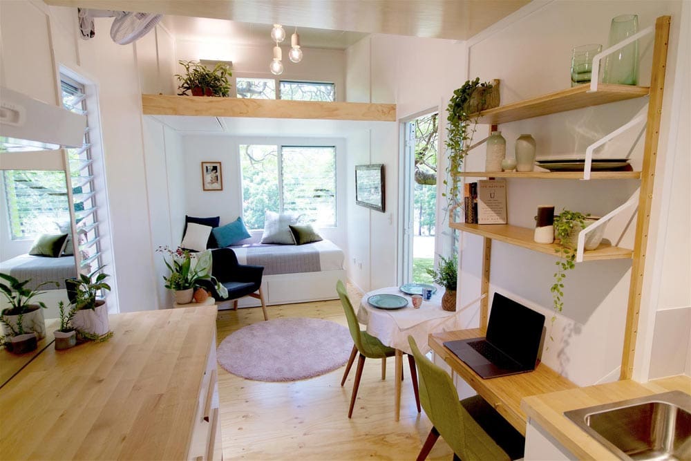 This Tiny House Swallowtail Provides Bright Living Space With Modern Aesthetic 7 podc 4