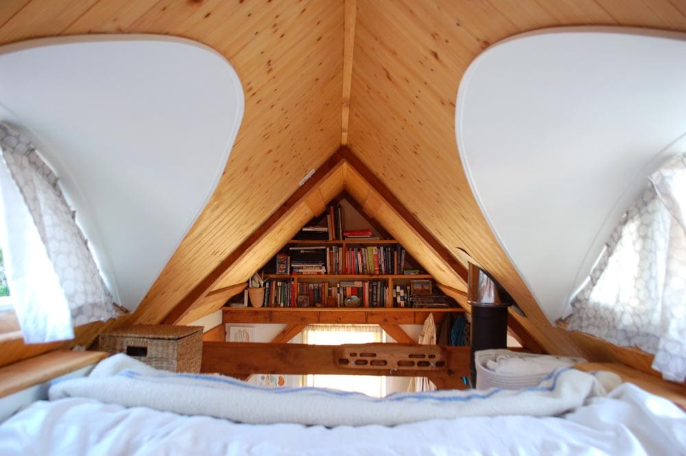 Tiny Timber House Is An 18ft Long Tiny Home Built On Wheels By Young Couple Looking For Some Financial Freedom And Flexibility 7 timber 7