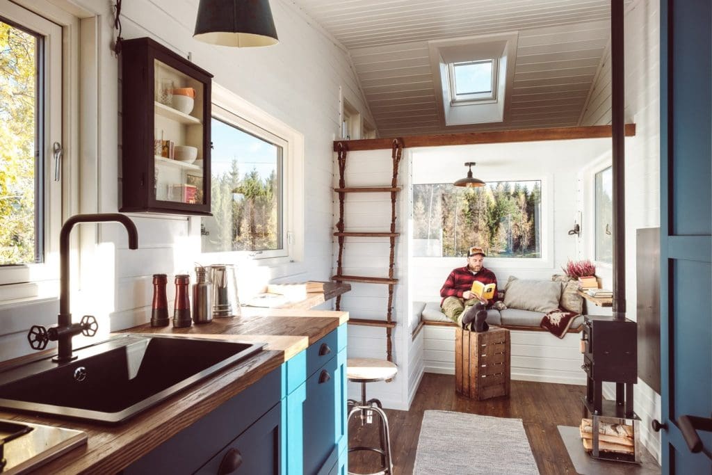 This Norwegian Tiny House Offers Low-Impact Living on Wheels 10 tinyhome10