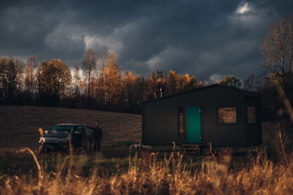 This Norwegian Tiny House Offers Low-Impact Living on Wheels 2 tinyhome2