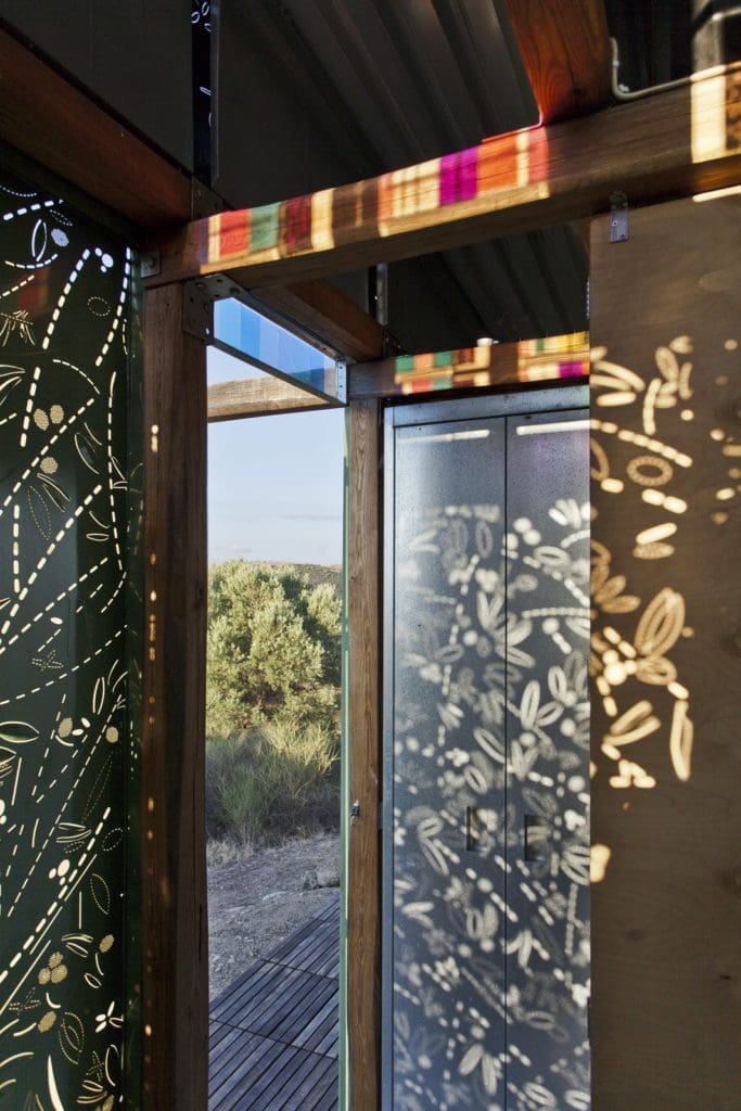 Dappled Sunlight Shines Through the Walls of This Mesmerizing Olive TreeHouse In Greece 9 greecetiny8