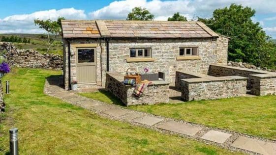 The Little Barn Is A Picturesque Tiny Home Renovation In UK