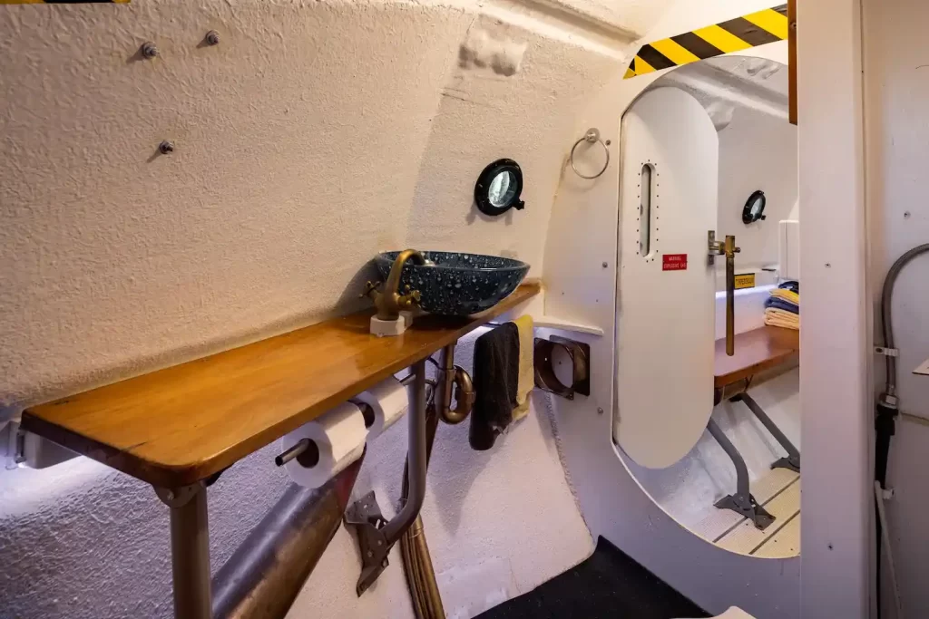 Yellow Submarine House: Dive into an Extraordinary Vacation Experience 12 yellow submarine house 17