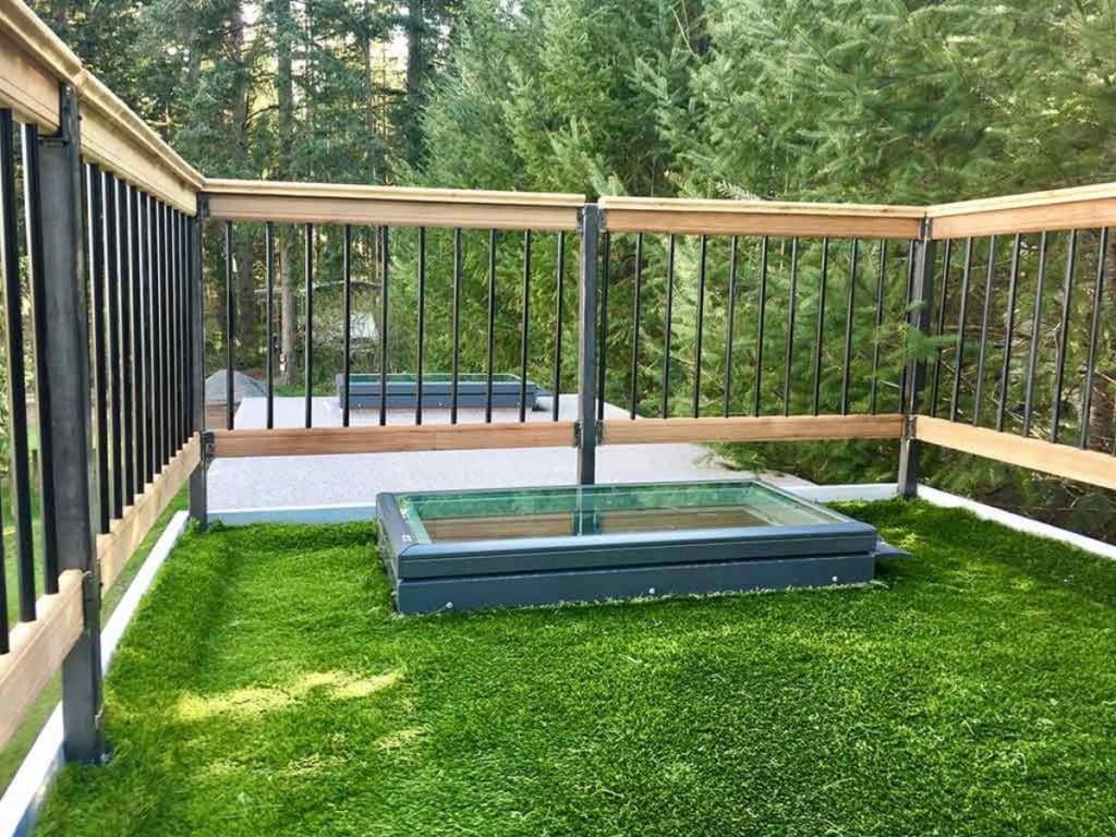 A Soaking Tub And Rooftop Deck Make This Tiny Home A Dream 10 Live Work Tiny Home 12