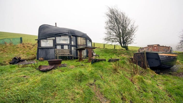 This Boatel Is Old And Dusty But Is A Perfect Camping Illusion Under A Wooden Roof.