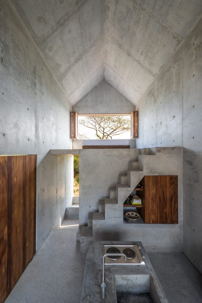Find tranquility at Casa Tiny: A Beautiful Tiny House in Mexico 11 casa tiny tiny house by aranza de arino 11