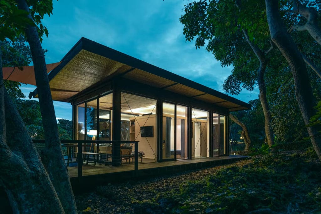 Unplug and unwind: A Hawaiian oasis awaits at this off-grid cabin