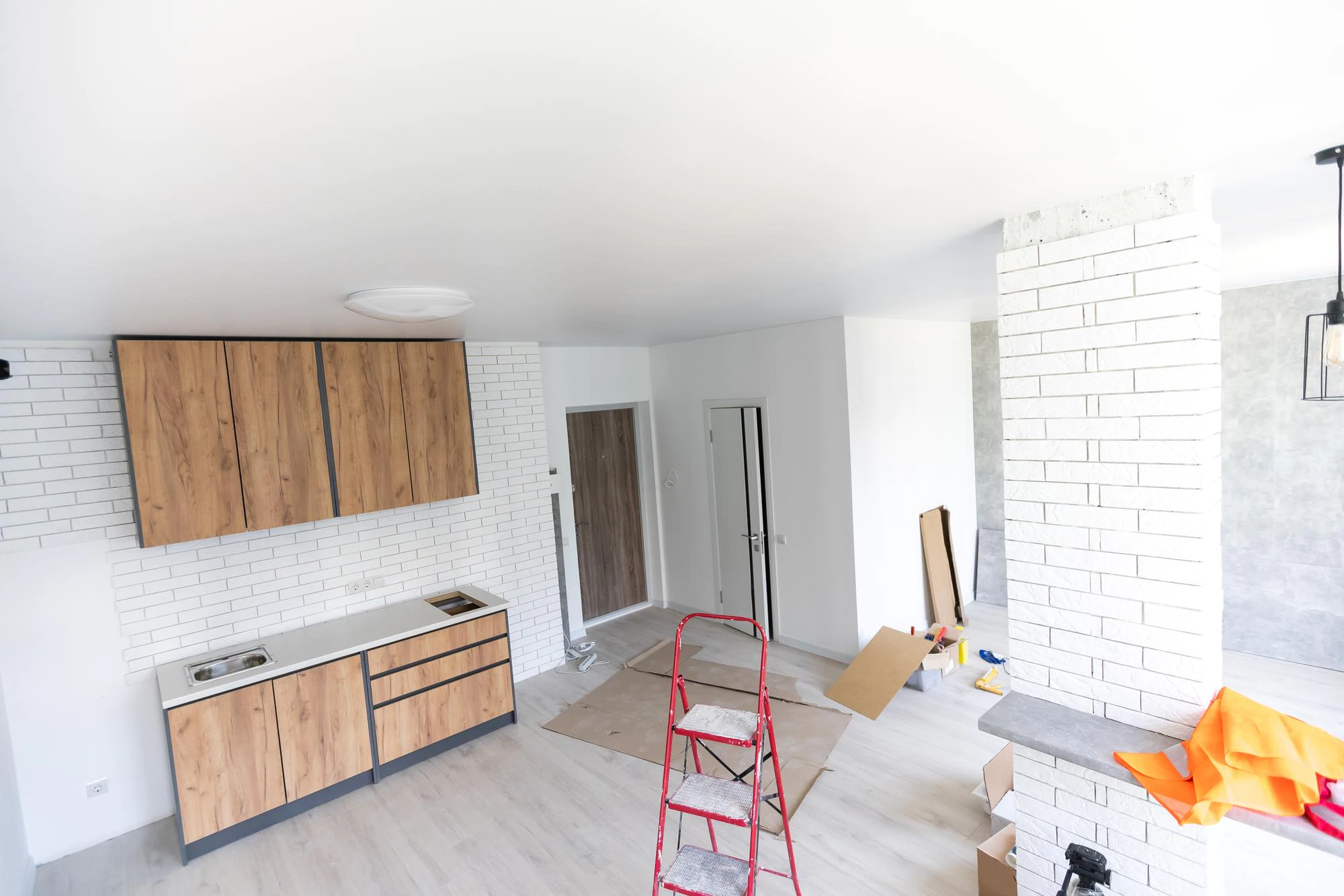 How to Paint Kitchen Cabinets Like A Pro 2 Easy and detailed steps on how to paint a kitchen cabinet
