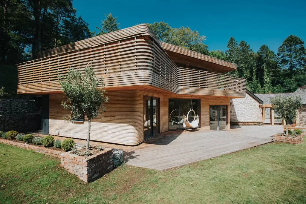 17 Inspiringly Creative Modern Wooden Houses 23 steam bent wooden house in cornwall great britain 1